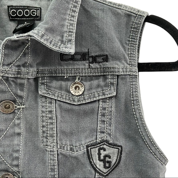 Kids Coogi Gray Denim Button Up Sleeveless Vest - Picture 6 of 11